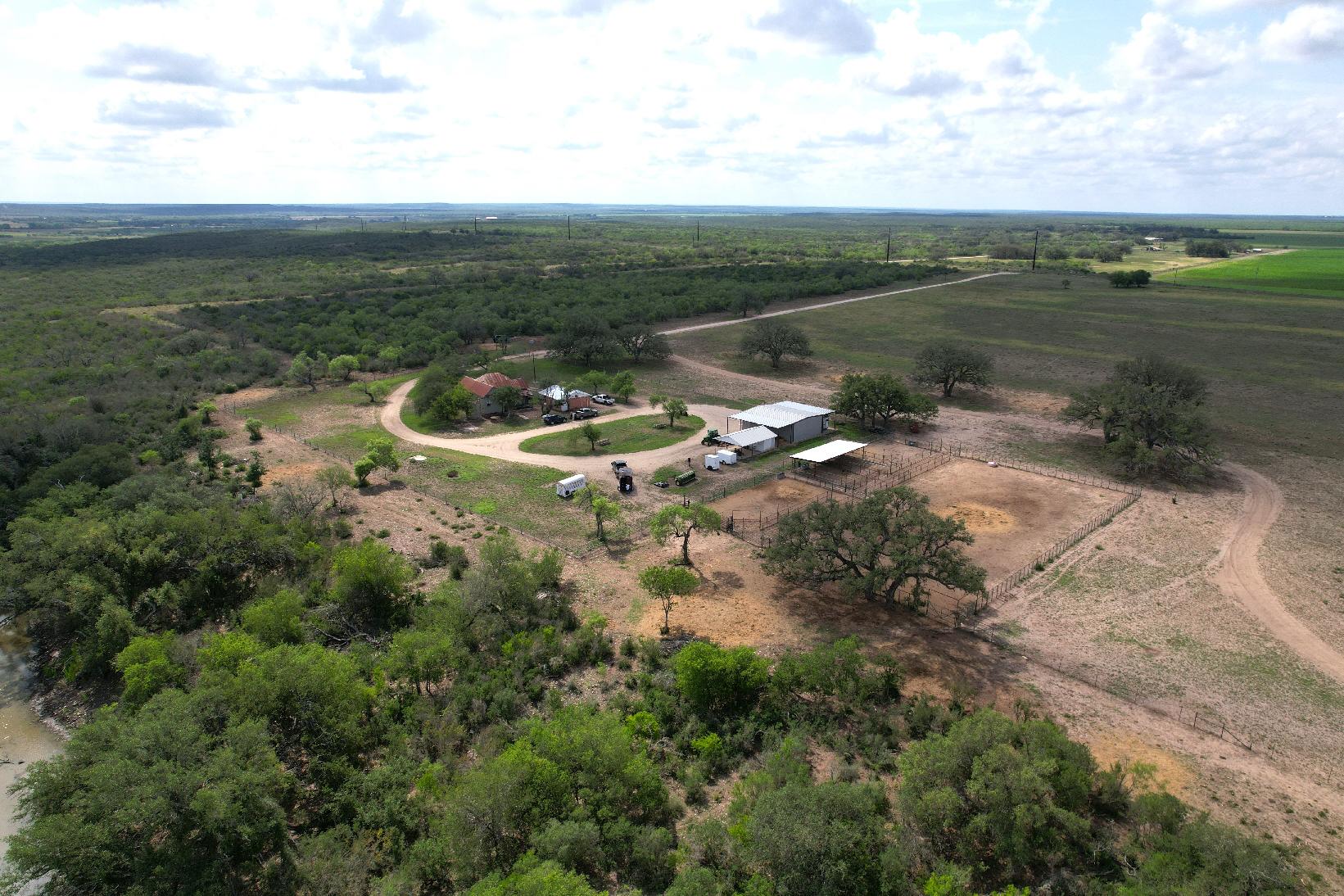 414.146 Acres (REDUCED!) Bob Heyen Realty