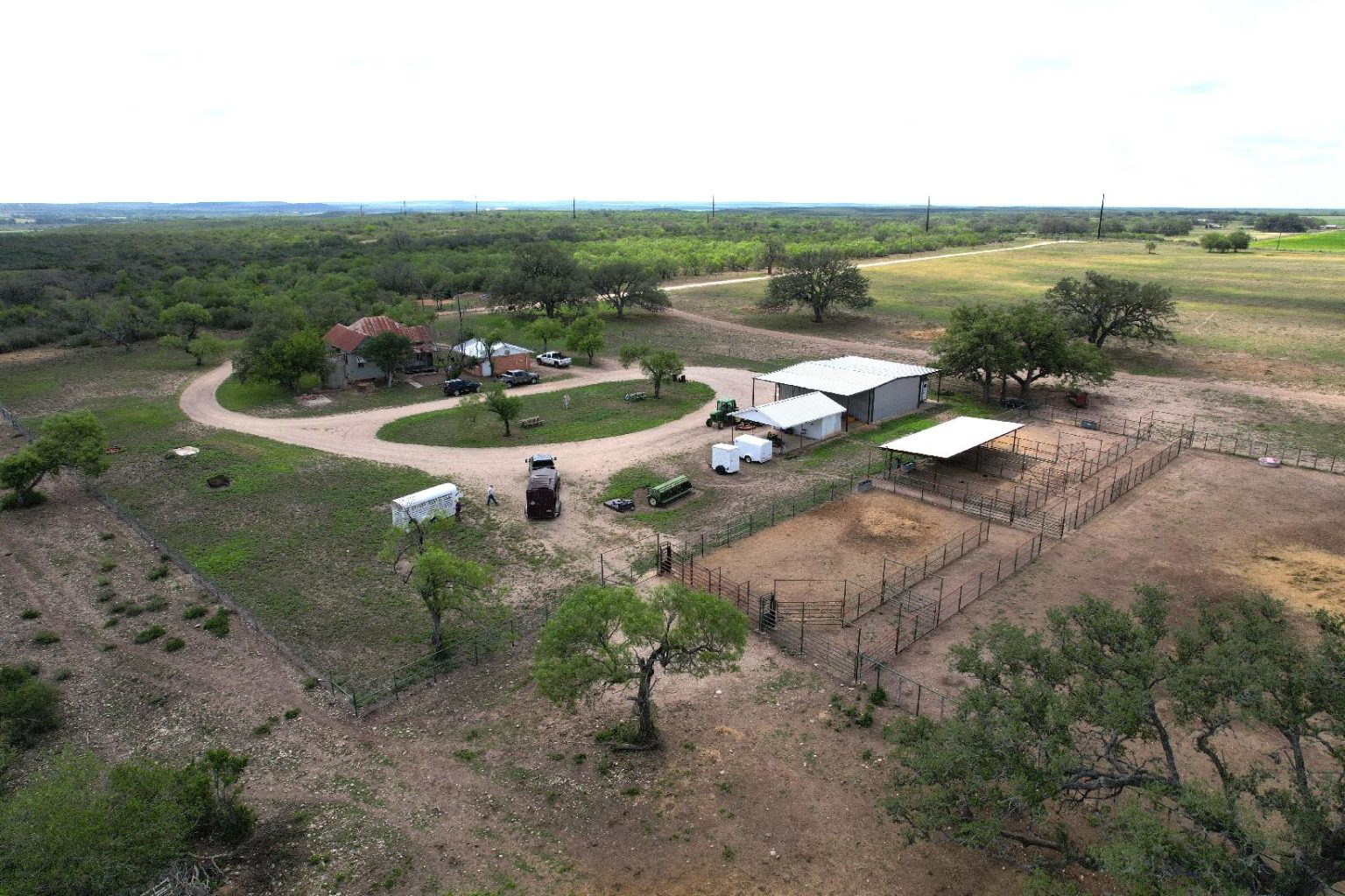 414.146 Acres (REDUCED!) Bob Heyen Realty