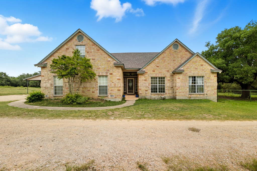 25.01 Acres (370 PR 3502), Hondo