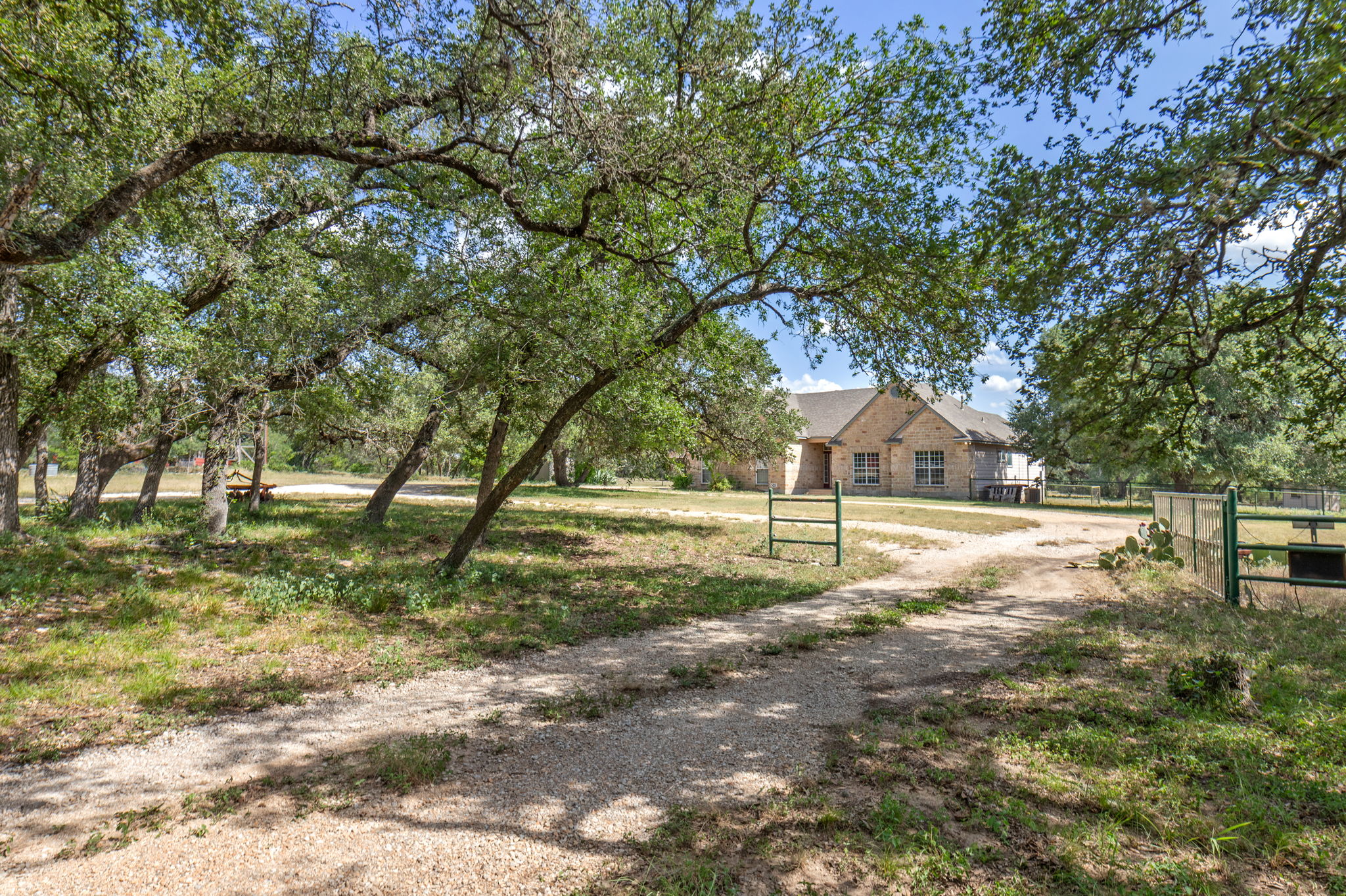 25.01 Acres (370 PR 3502), Hondo